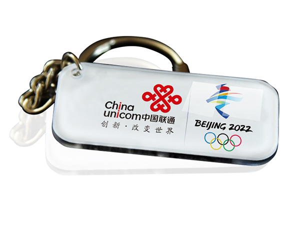 东莞亚克力钥匙扣公仔定制生产